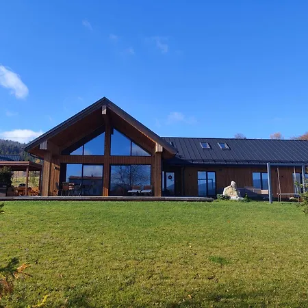 Osada Wilcze - Prázdninový dům *